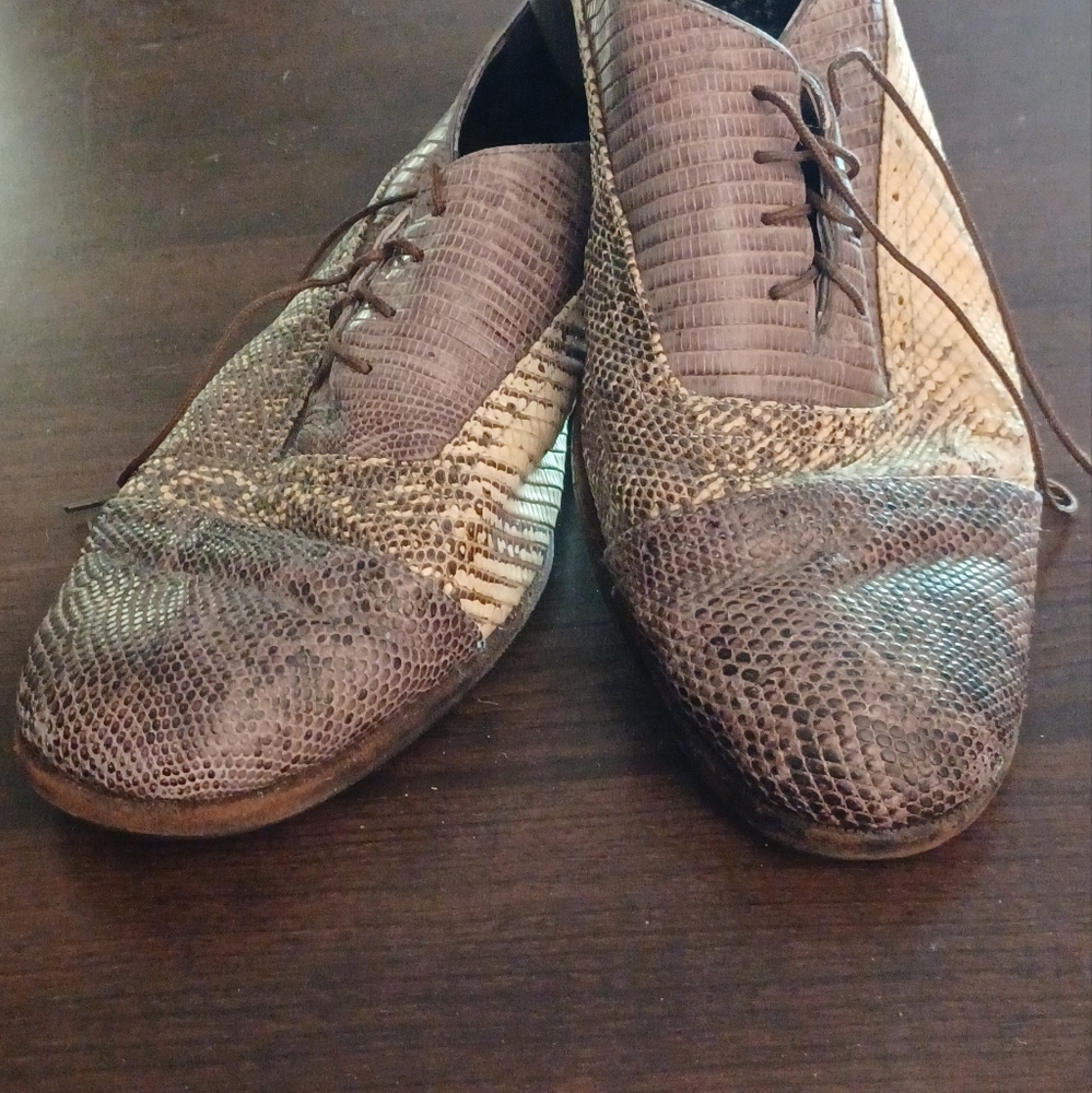 Snakeskin shoes